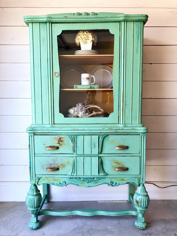 china hutch painted furniture makeover: final result